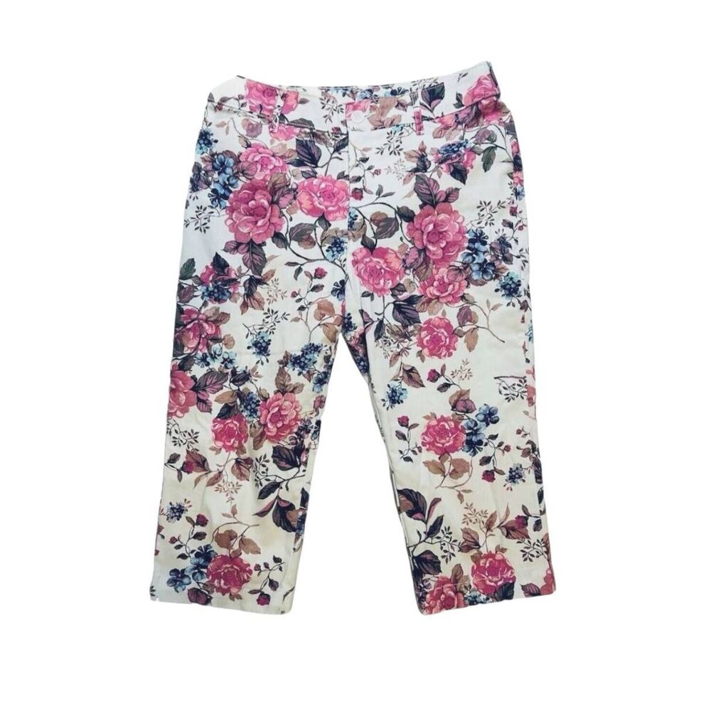 St Johns Bay Pink Floral Capri Pants Womens size 8